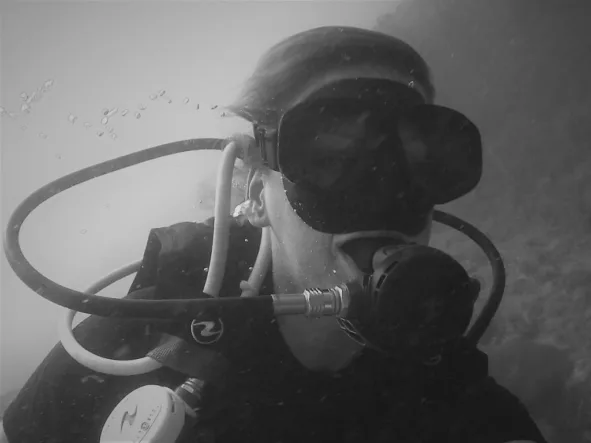 Ellis scuba diving